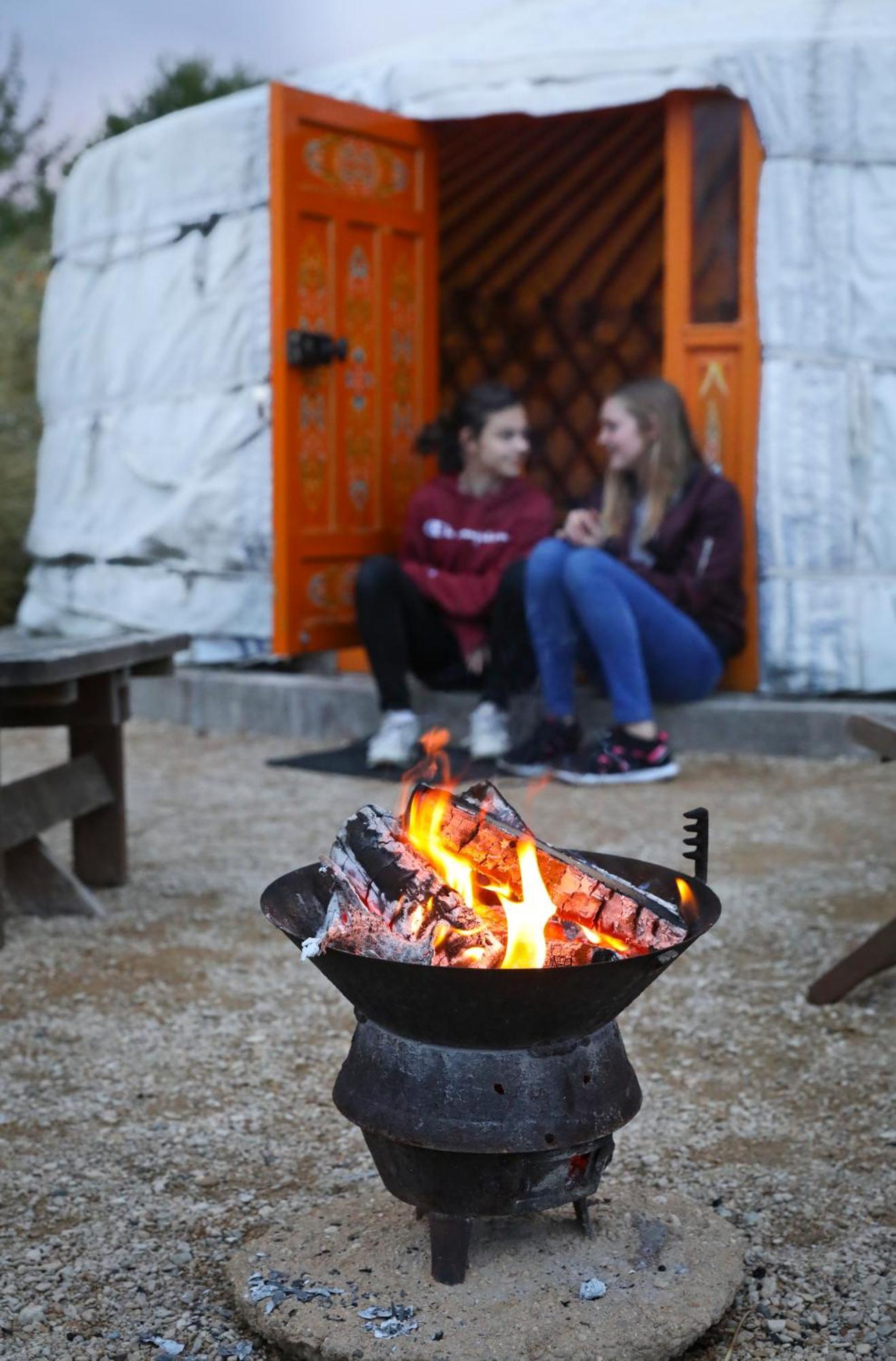 Caalm Camp Hotel Stour Provost Exterior photo
